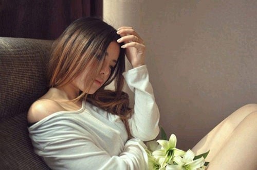 Âm thầm mang con đi xét nghiệm ADN, người vợ nhận kết quả đau lòng - 1 Hình minh họa