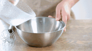 Thử ngay công thức nấu chè khoai dẻo ngọt bùi ngon hết nấc - 11