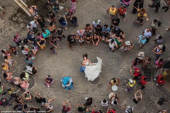 Giải thưởng là tấm bằng danh giá cho những ai theo nghề nhiếp ảnh gia ảnh cưới