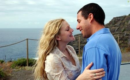 Dựa trên một câu chuyện tình yêu hoàn toàn có thật, “50 first dates” (2004) có thể khiến người xem vừa khóc vừa cười với tình yêu hết sức chân thành mà chàng tay chơi Henry Roth đã dành cho cô bạn gái mắc chứng mất trí nhớ Lucy Whitmore