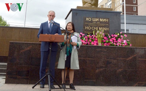 Khánh thành tượng đài Bác Hồ trên quê hương Lenin – Ulyanovsk - 4 Thống đốc tỉnh Ulyanovsk Sergei Morozov phát biểu tại buổi lễ