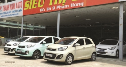 Thị trường ô tô cũ: Xe “cỏ” lên ngôi - 1 Xe “cỏ” hiện là sự lựa chọn của nhiều người tiêu dùng