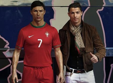 Thing Pink từng giúp CR7 trong việc mở bảo tàng ở quê nhà