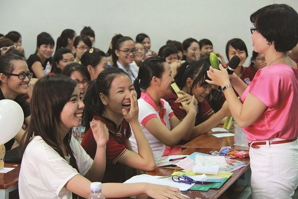 Ghét phụ nữ - một kiểu rối loạn tâm thần vì bị lạm dụng - 1
Qua những trao đổi thẳng thắn, bạn có thể giúp trẻ hiểu giới tính - tình dục một cách rõ ràng