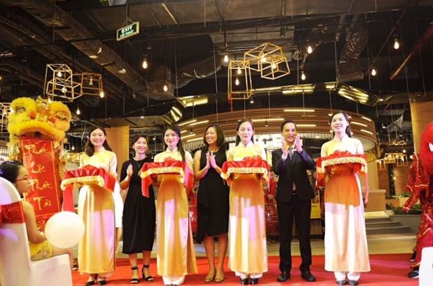 Theo chân tín đồ ẩm thực Hà thành “ăn cả thế giới” tại Food Story - 3 Theo chân tín đồ ẩm thực Hà thành “ăn cả thế giới” tại Food Story - 3