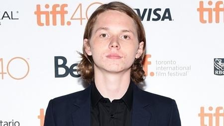 Loạt “cậu ấm, cô chiêu” nhà sao đẹp long lanh vượt cả phụ huynh - 2 Jack Kilmer, quý tử của nhà Val Kilmer và Joanne Whalley từng được tạp chí Teen Vogue ca ngợi là một tài năng thế hệ mới trong làng diễn xuất. Khi chỉ mới 18 tuổi, Jack đã bén duyên với bộ môn nghệ thuật thứ bảy bằng bộ phim “Palo Alto” và hứa hẹn một sự nghiệp rực sáng trong tương lai.