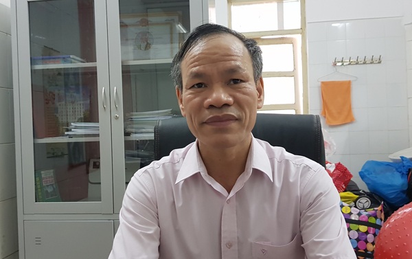 Bệnh lạ: Bé 8 tuổi ở Hà Nội hễ ngóc đầu là bất tỉnh - 2 BS Dương Văn Tâm. Ảnh: T.Hạnh