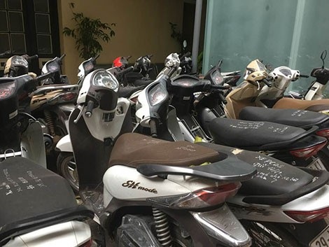 Những bí ẩn ở “trại chó” Thanh Trì - 4 Tang vật cơ quan Công an thu giữ từ chuyên án.