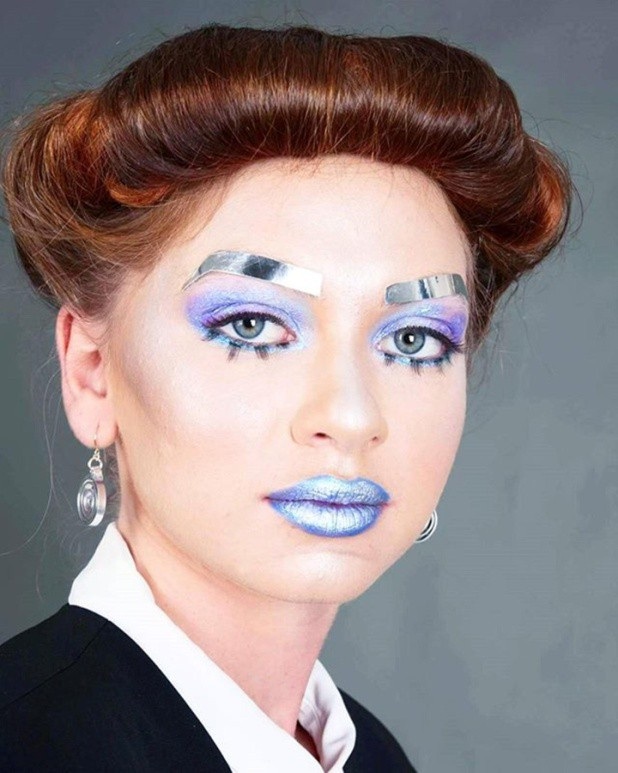 Những trào lưu lông mày khó đỡ năm 2017 - 3 Trào lưu lông mày bắt mắt này được nhiều chuyên gia trang điểm và người nổi tiếng yêu thích