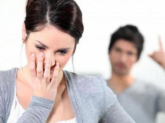 Hai lần bẽ mặt vì vợ cuồng ghen cài phần mềm gián điệp theo dõi chồng - 2 Hai lần bẽ mặt vì vợ cuồng ghen cài phần mềm gián điệp theo dõi chồng - 2
