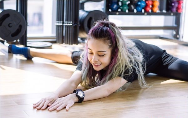 Dàn mỹ nhân trổ tài xoạc chân khoe cơ thể dẻo dai hiếm có - 13