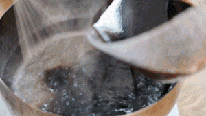 Thử ngay công thức nấu chè khoai dẻo ngọt bùi ngon hết nấc - 14