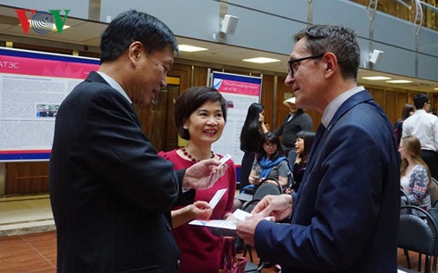 Ngày Việt Nam tại Học viện Quan hệ Quốc tế Liên bang Nga - 4 Ngày Việt Nam tại Học viện Quan hệ Quốc tế Liên bang Nga - 4