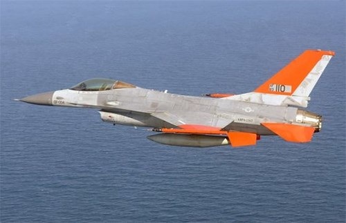 Mỹ thử nghiệm công nghệ không người lái trên máy bay F-16 - 2 Mục tiêu bay QF-16 / Ảnh minh họa.