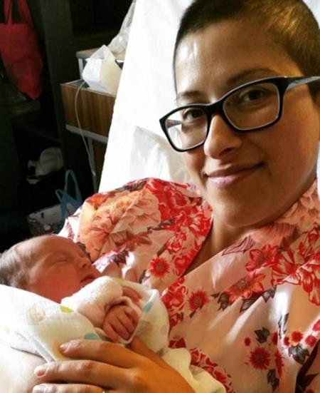Bé gái được đặt tên Mia, hoàn toàn khỏe mạnh dù chỉ nặng 2,5kg