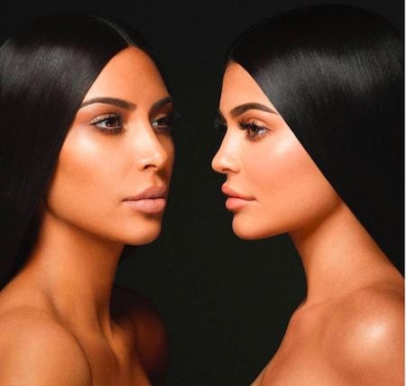 Em út cô Kim “siêu vòng 3” khoe ảnh nội y táo bạo - 4 … và Kim Kardashian