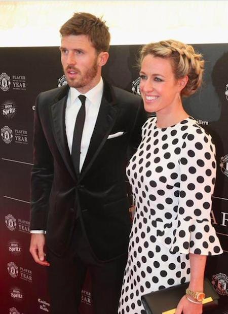 “Nửa kia” của các ngôi sao Ngoại hạng Anh đọ dáng bốc lửa - 4 Vợ chồng Lisa – Michael Carrick cũng là một cặp đôi đẹp của làng túc cầu Anh quốc