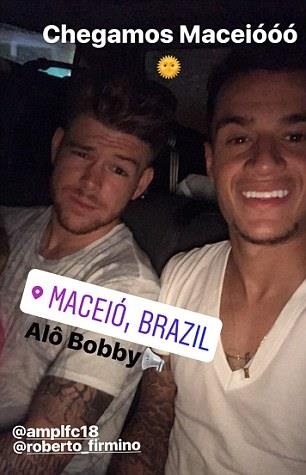 Sao Liverpool rủ đồng đội về quê nhà “quẩy” tưng bừng - 4 Coutinho và Moreno đã tới thăm quê hương của Roberto Firmino