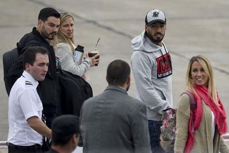 Di Maria là cựu cầu thủ Real Madrid duy nhất được mời dự đám cưới Messi - 4 Luis Suarez mang cả vợ con đi cùng