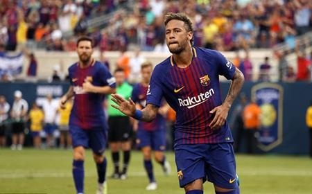 Bỏ mặc Neymar, Messi vui vẻ “du hí” cùng Suarez - 4 Tương lai của Neymar vẫn đang là chủ đề bàn tán sôi nổi