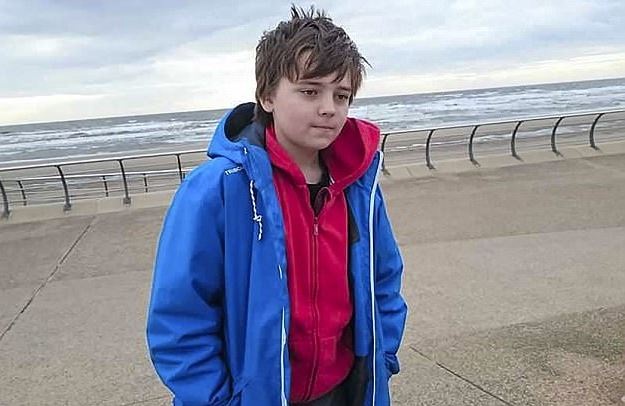 Cậu bé 12 tuổi mắc bệnh tự kỷ và không còn thiết tha với đời