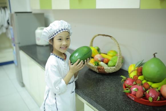 Bếp Chị Hằng luôn là địa điểm thú vị đối với những bạn nhỏ. Nguồn ảnh: Vinpearl Land.