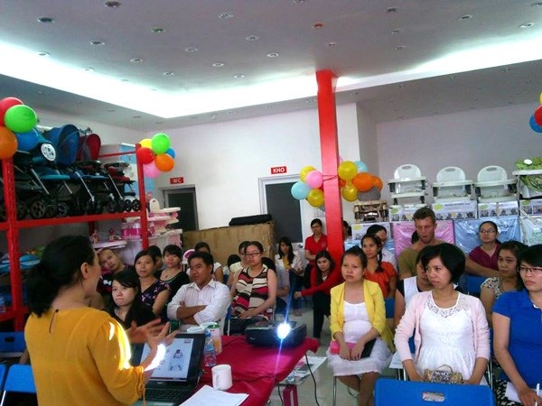 Sau vầng hào quang, doanh nhân “trả giá” không chỉ mồ hôi và nước mắt - 4
Khóa tiền sản dành cho các ông bố bà mẹ tại Bibo Mart. (Ảnh: Bibo Mart)