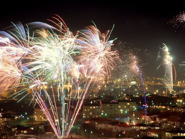 Top 10 thành phố lộng lẫy nhất thế giới để đón chào năm mới 2018 - 4 Top 10 thành phố lộng lẫy nhất thế giới để đón chào năm mới 2018 - 4