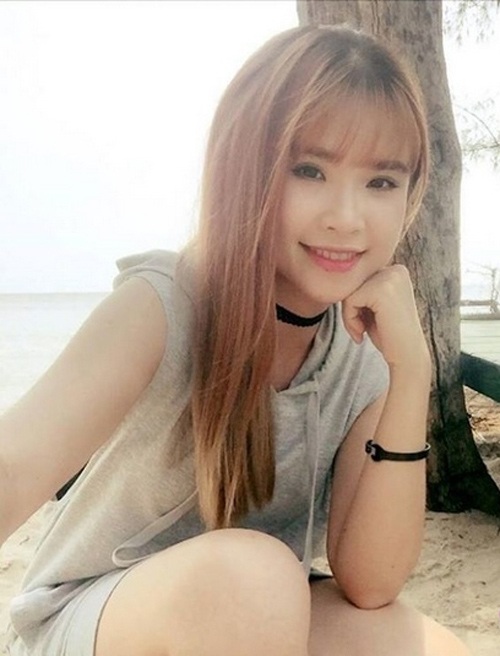 Người đẹp Việt tưởng sexy nhưng "không dám" mặc bikini đi biển - 17 Người đẹp Việt tưởng sexy nhưng "không dám" mặc bikini đi biển - 17