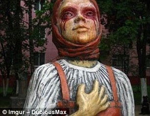 Những sân chơi “sởn tóc gáy” dành cho trẻ - 5