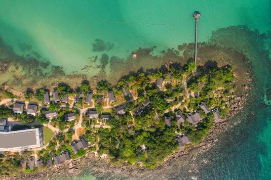 Nam Nghi Resort - Khu nghỉ dưỡng đắt giá nhất Phú Quốc chuẩn bị khai trương - 6 Trên đất liền, tất cả 40 biệt thự và 63 phòng khách sạn của Nam Nghi Resort đều có hướng nhìn ra biển.