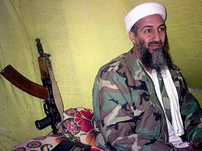 Đặc nhiệm SEAL tiết lộ cái chết hãi hùng của bin Laden - 2 Trùm khủng bố Osama bin Laden.