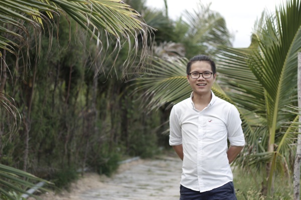 Thạch Aga: Producer tài năng đứng sau thành công các phim ngắn Việt - 5
Vẻ ngoài lịch lãm của Thạch Aga.