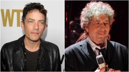 Khi sao bị danh tiếng của phụ huynh “phủ bóng” - 5 Jakob Dylan cũng đã có cho mình một sự nghiệp âm nhạc khá chỉn chu. Tuy nhiên, sẽ rất khó để Jakob có thể so sánh với ông bố Bob Dylan lừng danh. Cũng chính vì đã phải gánh chịu quá nhiều áp lực do là con trai của Bob Dylan, Jakob Dylan thậm chí đã phải cay đắng thừa nhận rằng: “Từ khi tôi còn là một đứa trẻ thì đối với tôi, bố tôi đã là Chúa trời với tất cả mọi nguyên do đúng đắn”.