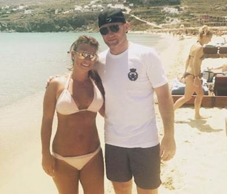 Neymar chơi sang khi đi nghỉ hè bằng chuyên cơ riêng - 5 Wayne Rooney…