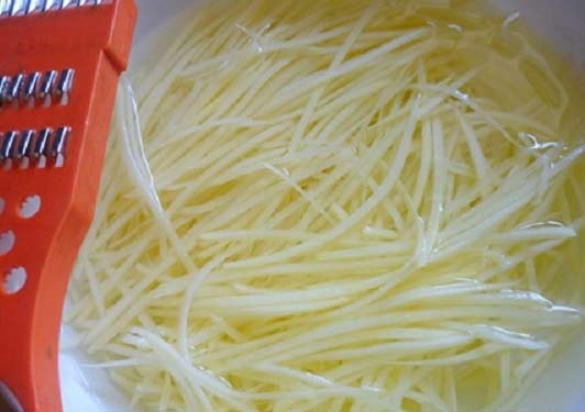 Tôm cuộn khoai tây chiên- sự lựa chọn thông minh cho bữa cơm cuối tuần - 2 Tôm cuộn khoai tây chiên- sự lựa chọn thông minh cho bữa cơm cuối tuần - 2