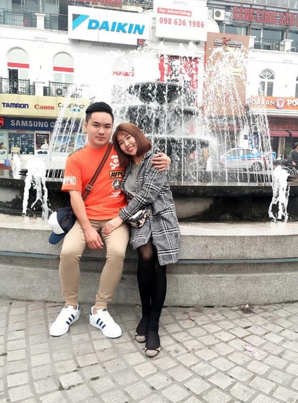 Cuộc sống đẹp như mơ của cô dâu Việt bên chồng Singapore khiến chị em ngưỡng mộ - 2
Hình ảnh chụp trong lần Phương Thùy đưa chồng về thăm Việt Nam.