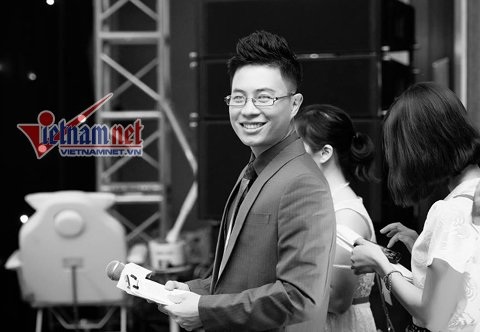 Nghề ‘tay trái’ thú vị của những BTV nổi tiếng VTV - 7 Lê Anh không chỉ là nam MC được yêu thích, anh còn thành công với vai trò giảng viên tại trường Đại học Khoa học xã hội và nhân văn.