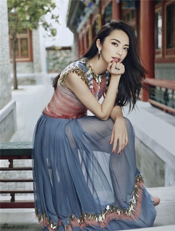 Mỹ nhân xinh đẹp của tân Tây Du Ký - 6
Minh tinh sinh năm 1979 đã khẳng định thực lực diễn xuất qua nhiều phim như Võ lâm ngoại truyện, Khống chế, Bão lửa, Sophie báo thù, Phi thành vật nhiễu...
