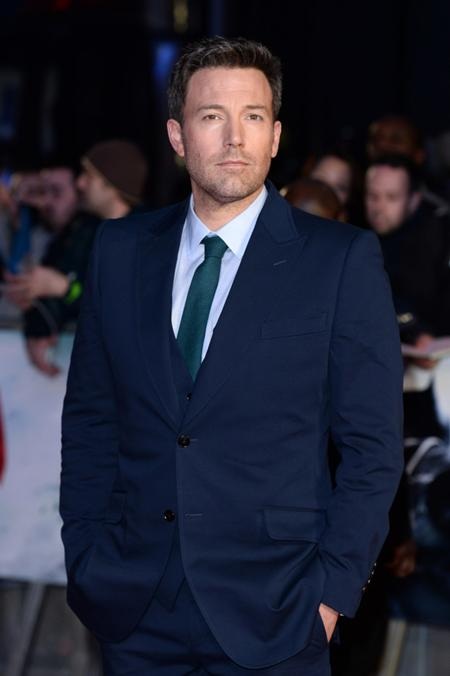 Choáng váng khi biết tuổi thật của các sao Hollywood - 6 “Người dơi” Ben Affleck lúc nào cũng phong độ, điển trai và làm mọi người hoàn toàn quên mất sự thật rằng nam tài tử đã bước sang tuổi 44