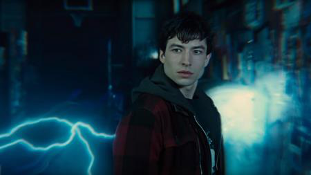 Những bom tấn siêu anh hùng sắp “càn quét” phòng vé - 6 Sau thành công của series phim truyền hình “The Flash”, nhân vật siêu anh hùng này cũng sẽ được ra mắt khán giả màn ảnh rộng trong một dự án điện ảnh vào thời gian tới