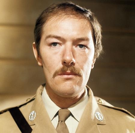 Những “cây đa, cây đề” của Hollywood, ngày ấy và bây giờ - 6 … ngày xưa lại mang một vẻ mặt không quá hiền lành, phúc hậu