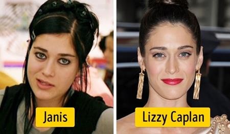 Từng vào vai cô bạn gái Janis lập dị trong bộ phim “Mean girls” nhưng ở ngoài đời, Lizzy Caplan thực sự vô cùng xinh đẹp và duyên dáng