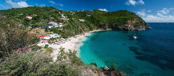 Những người phụ nữ giàu nhất thế giới đi nghỉ ở đâu? - 7