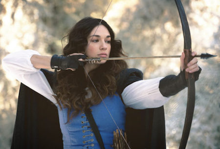 Rất nhiều khán giả đã cảm thấy “sốc” khi nhân vật nữ chính Allison Argent do Crystal Reed đảm nhận bất ngờ bị giết chết ở cuối mùa phim thứ ba của “Teen wolf”. Sau này, Crystal Reed đã chia sẻ rằng sự ra đi của nhân vật Allison Argent là do chính nữ diễn viên này tự đề xuất. Dù rất yêu bộ phim nhưng Crystal cảm thấy mình đã quá già để đóng vai một cô nữ sinh 17 tuổi nên đành nói lời tạm biệt với khán giả và may mắn là đoàn làm phim đã tặng cho Crystal một màn chia tay hết sức ấn tượng trên màn ảnh nhỏ.