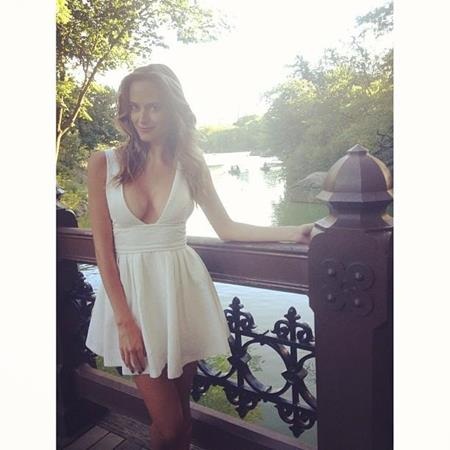 Ngắm bạn gái xinh đẹp của nhà vô địch US Open - 7
Bạn gái của Brooks Koepka được đánh giá cao cả về vẻ đẹp tâm hồn