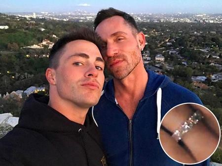 Những ngôi sao tự tin khoe nhẫn tiền tỉ trong năm nay - 7 Colton Haynes đã chính thức đính hôn với bạn trai Jeff Leatham vào hôm 11/3 với một chiếc nhẫn kim cương 4,5 carat.