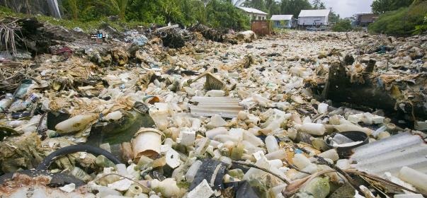 Việt Nam nằm trong danh sách những điểm du lịch ô nhiễm nhất thế giới - 8