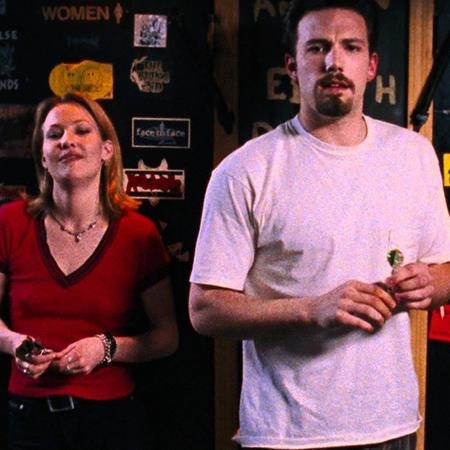 Dù 20 năm đã trôi qua nhưng ngoại hình của nam tài tử Ben Affleck trong bộ phim “Chasing Amy” so với hiện tại cũng không quá khác biệt
