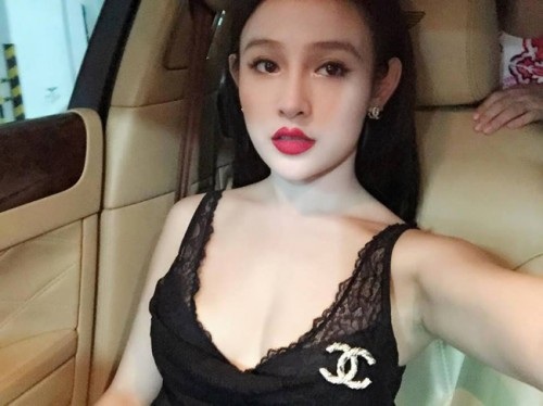 Những hot girl Việt "một bước lên tiên" nhờ lấy chồng đại gia - 3 Những hot girl Việt "một bước lên tiên" nhờ lấy chồng đại gia - 3